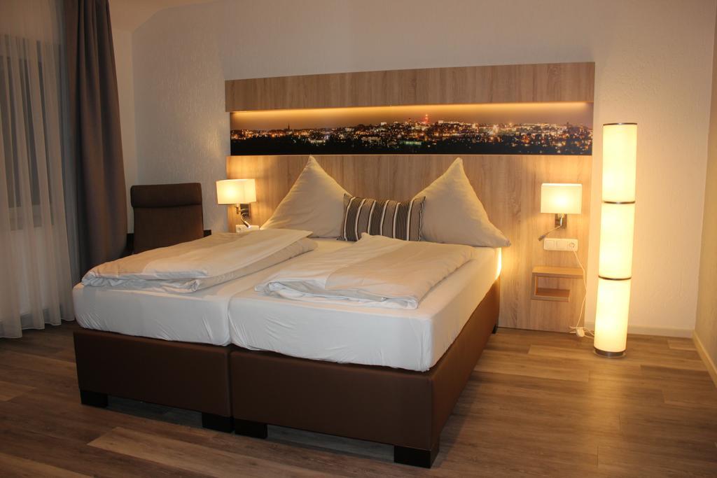 Hotel Restaurant Kromberg Remscheid Eksteriør bilde