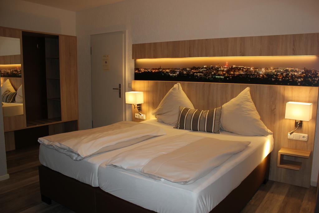 Hotel Restaurant Kromberg Remscheid Eksteriør bilde