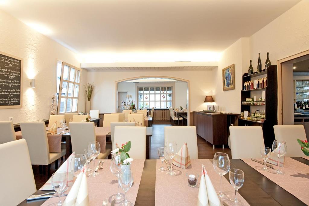 Hotel Restaurant Kromberg Remscheid Eksteriør bilde
